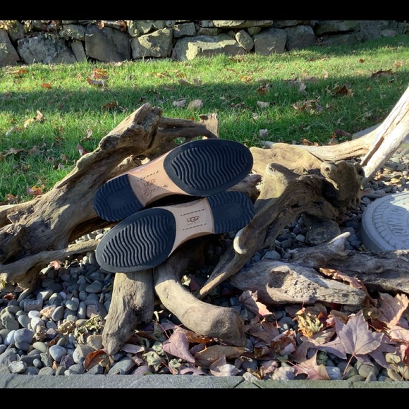 UGG Expresso Leather Finnegan W 10. Great Condition - Picture 7 of 12